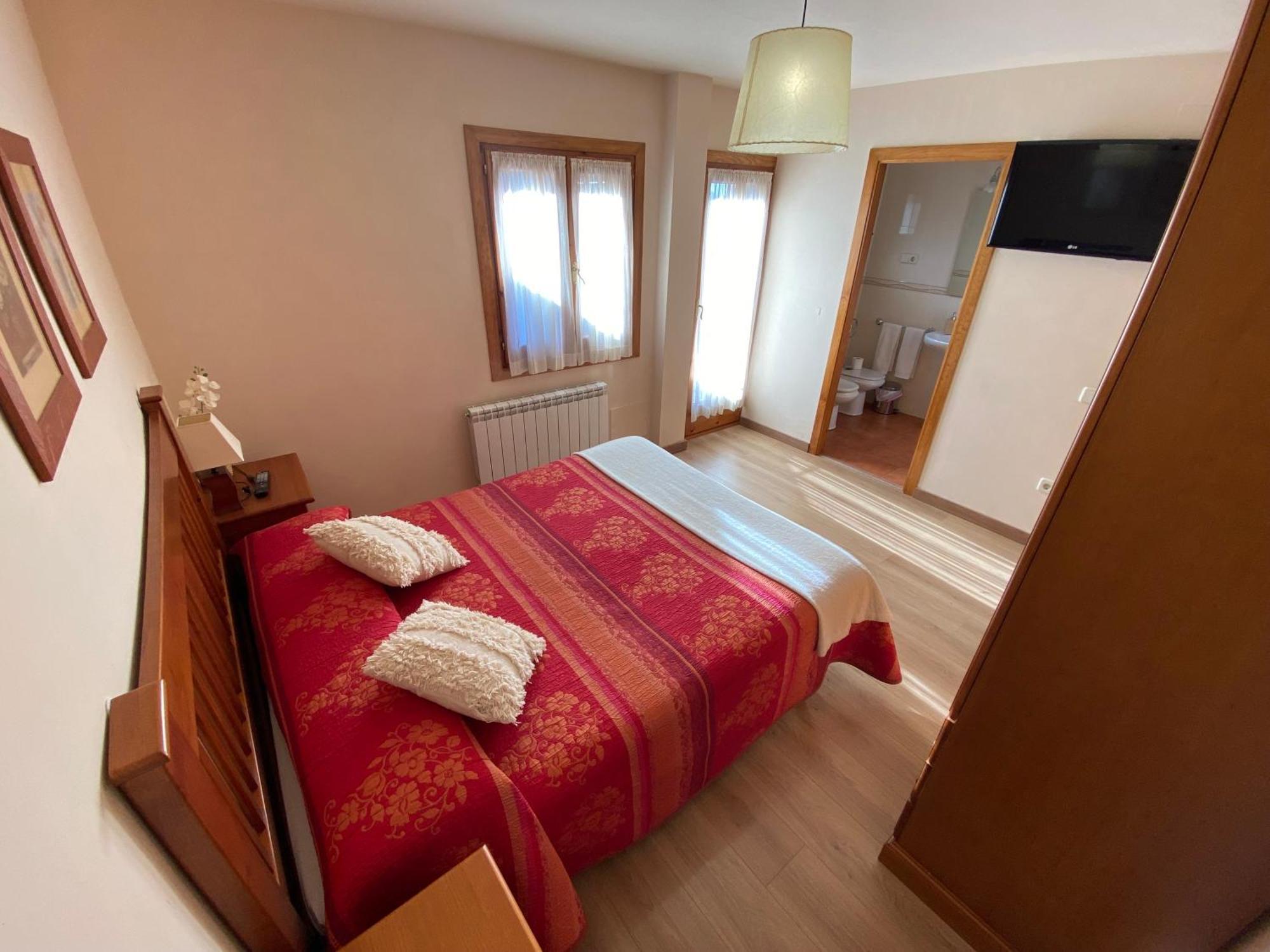 Casa Torellola Cardet Room photo