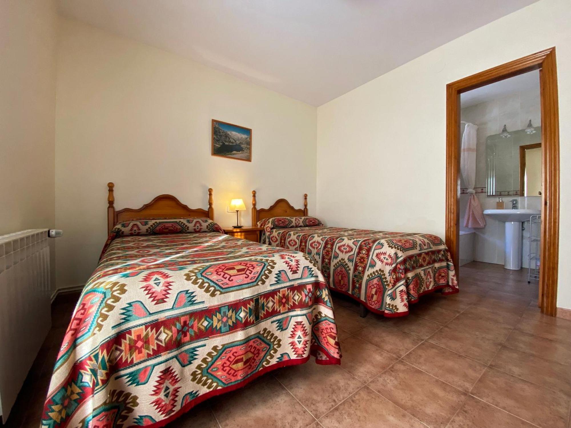 Casa Torellola Cardet Room photo